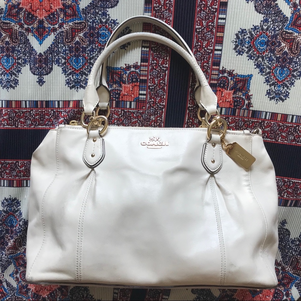 Coach Purse: Read Description!